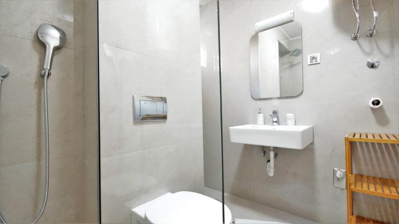 Kala Rooms & Suites Будва Екстер'єр фото