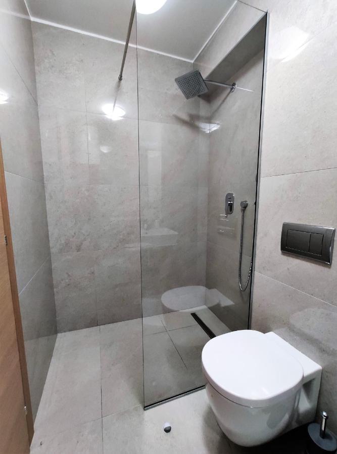 Kala Rooms & Suites Будва Екстер'єр фото