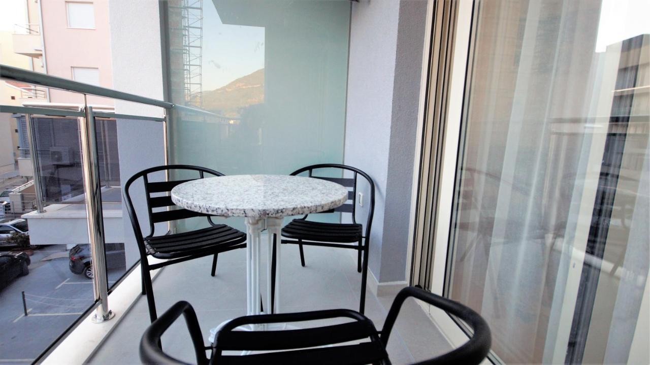 Kala Rooms & Suites Будва Екстер'єр фото