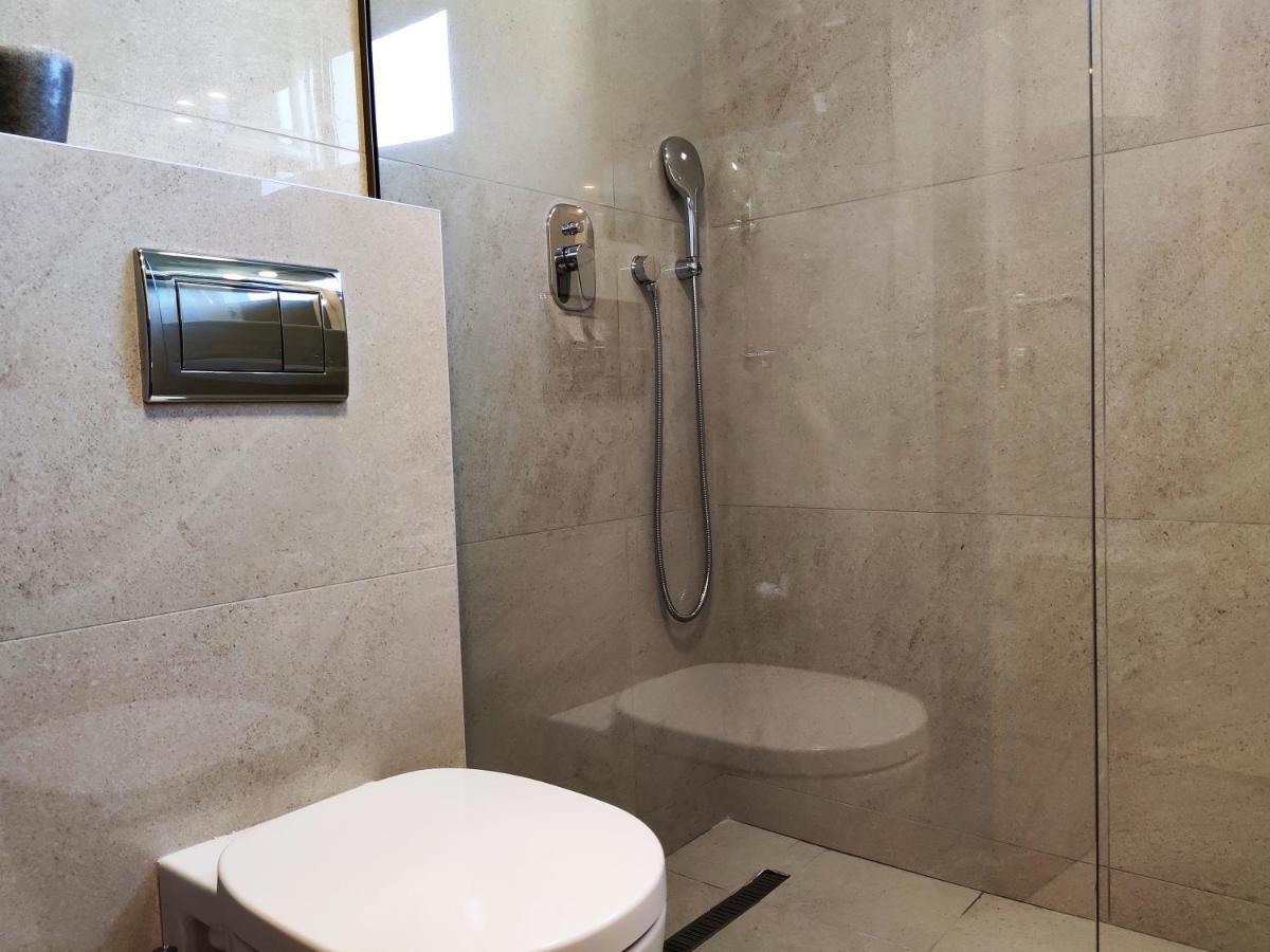 Kala Rooms & Suites Будва Екстер'єр фото